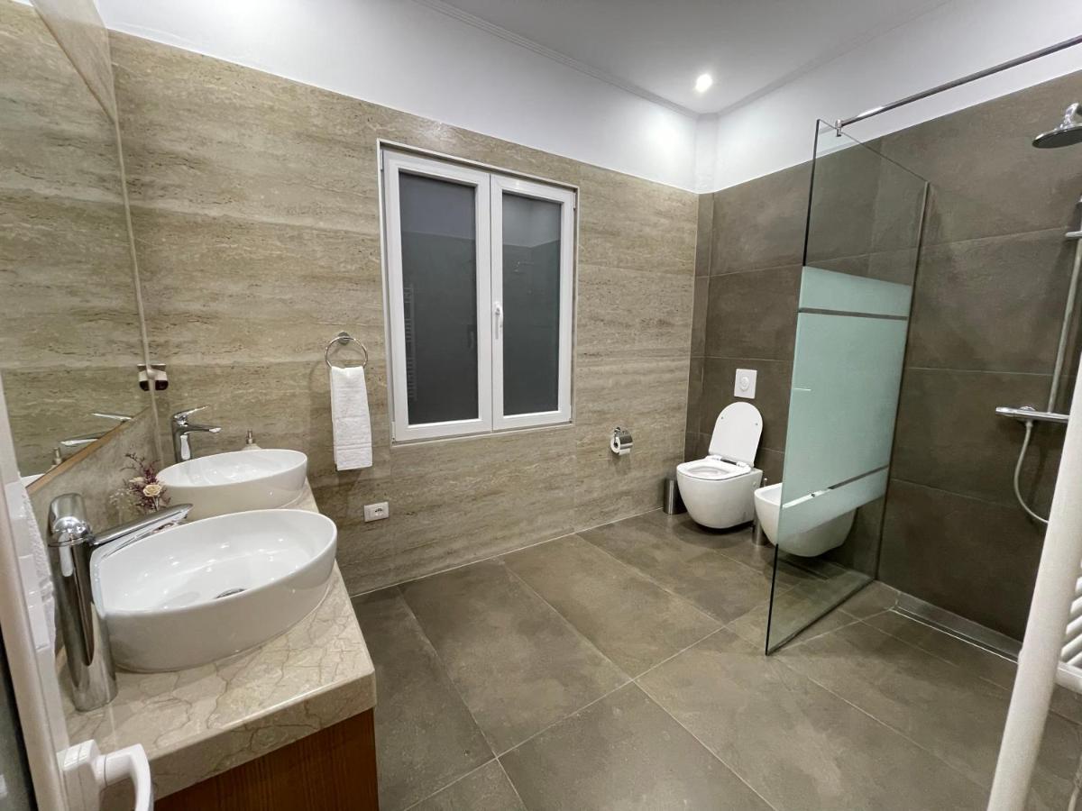 Joni & Joy Center Apartment Berat Extérieur photo